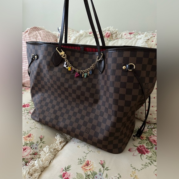 Authentic Louis Vuitton Neverfull GM. - Picture 3 of 16